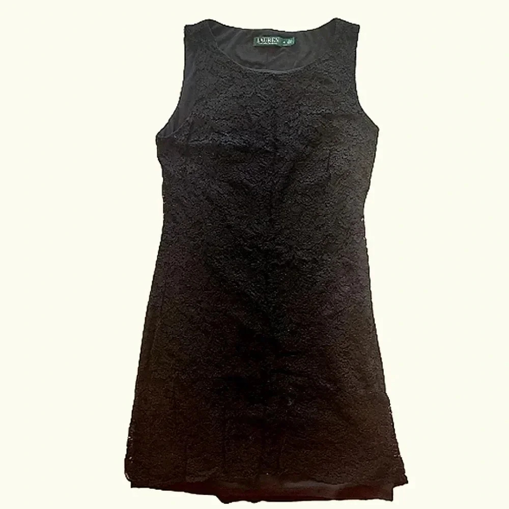NWOT Lauren Ralph Lauren black lace cocktail sheath dress Size 6